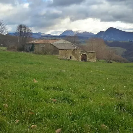 Charmante Caravane Dans Un Ecrin De Nature Campsite